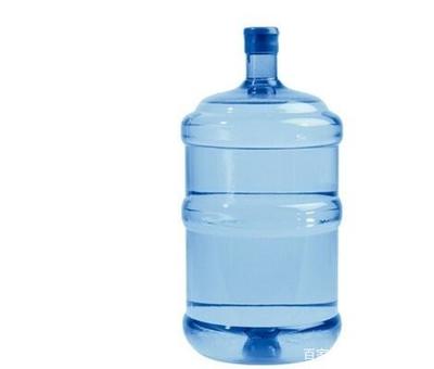 自来水和桶装水，谁才是健康之选？科学解析让你不再困惑