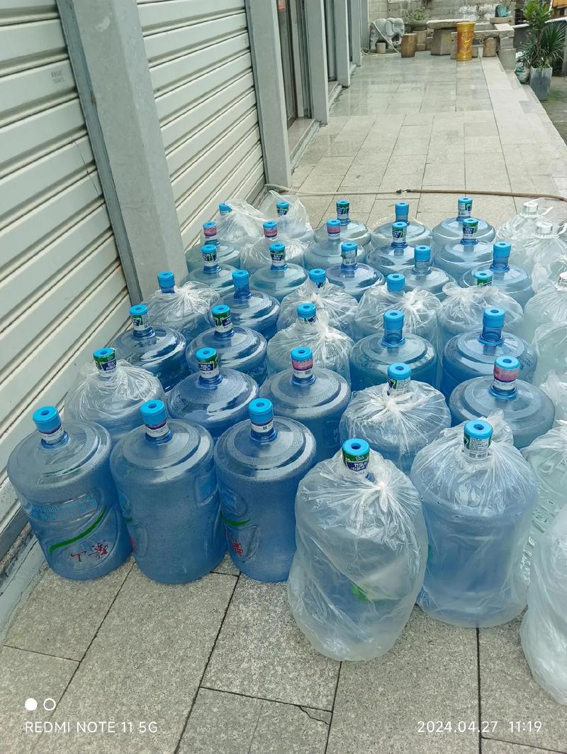 紫山桶水 泉州市区优质泡茶山泉水经销商，桶装水送货上门